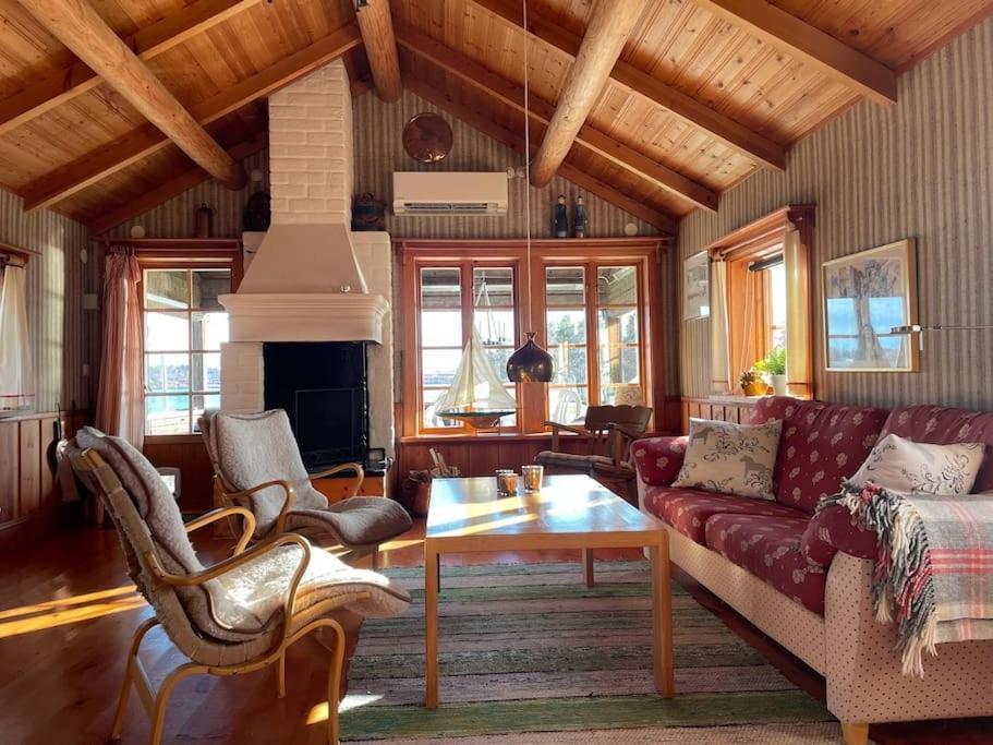 Lake Lodge Roennaes Leksand Exterior photo